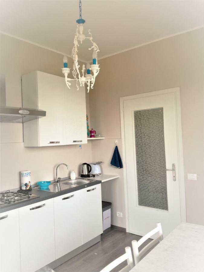 Appartement Casale Cadeloro à Nebbiuno Extérieur photo